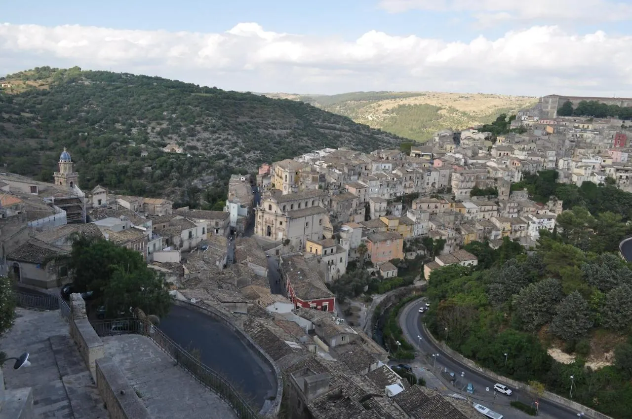 Udammusu34 Villa Ragusa